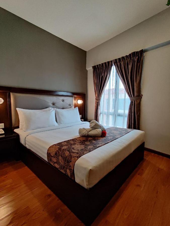 Castello Hotel Kulai Exteriér fotografie