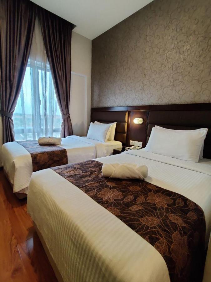 Castello Hotel Kulai Exteriér fotografie